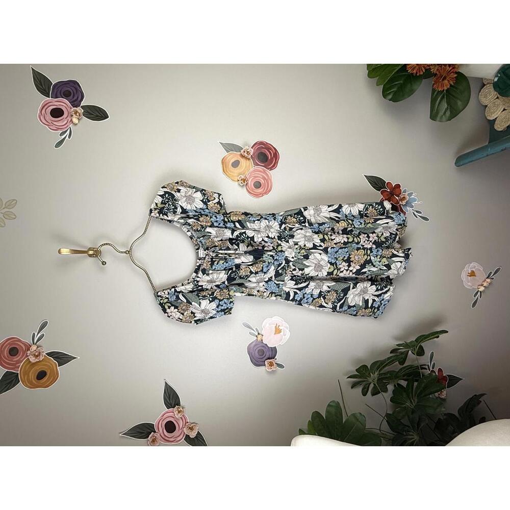 American Eagle Blue and White Floral Print Lined Shorts Romper - Size - Small
